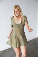 Load image into Gallery viewer, The Davina in Green