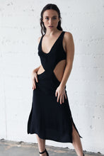 Load image into Gallery viewer, The Malin in Black