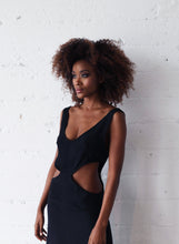 Load image into Gallery viewer, The Malin in Black